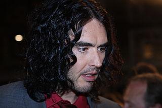 Russell Brand at the premiere of Arthur (wikimedia.org)