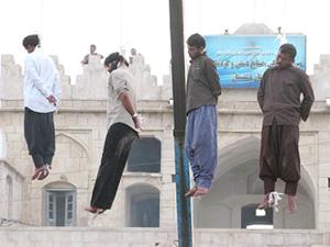 public mass execution in Iran, 2008 (ncr-iran.org)