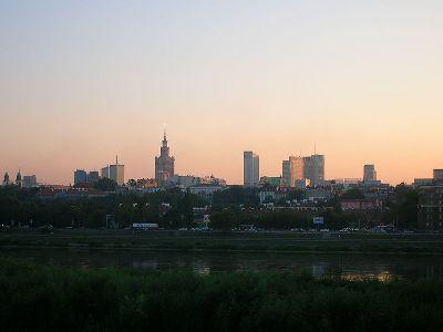 Warsaw skyline (image via wikimedia.org)