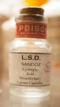 LSD and other psychedelics would be decriminalized under a bill advancing in California. (Creative Commons)