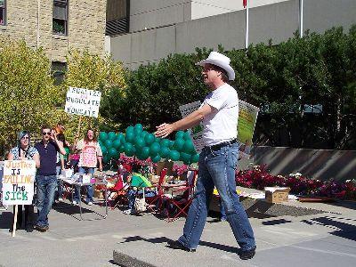 Marc Emery leading a rally in Calgary during happier times (image via wikimedia.org)