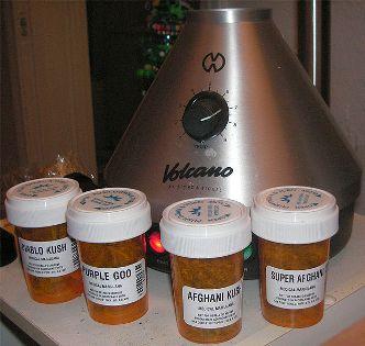 medical cannabis with vaporizer (wikimedia.org)