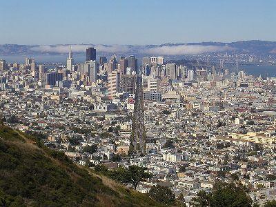 Drug arrests AND violent crime are down in San Francisco. (wikimedia.org)