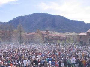 Clouds of smoke hover over the crowd estimated at 10,000 at last year's rally. (NORML)