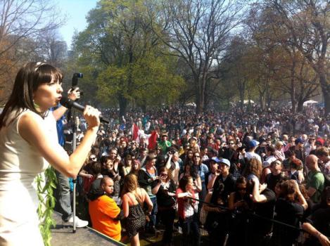 Jodie Emery addresses the crowd in Toronto (Image courtesy Jeremiah Vandemeer, Cannabis Culture)