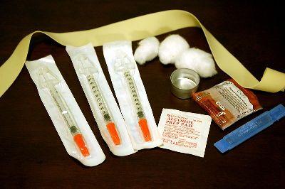 Badly needed needle exchanges could be coming to more CA counties under a bill just signed by Gov Brown. (wikimedia.org)