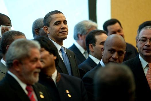group photo at 2009 Summit of the Americas (whitehouse.gov)